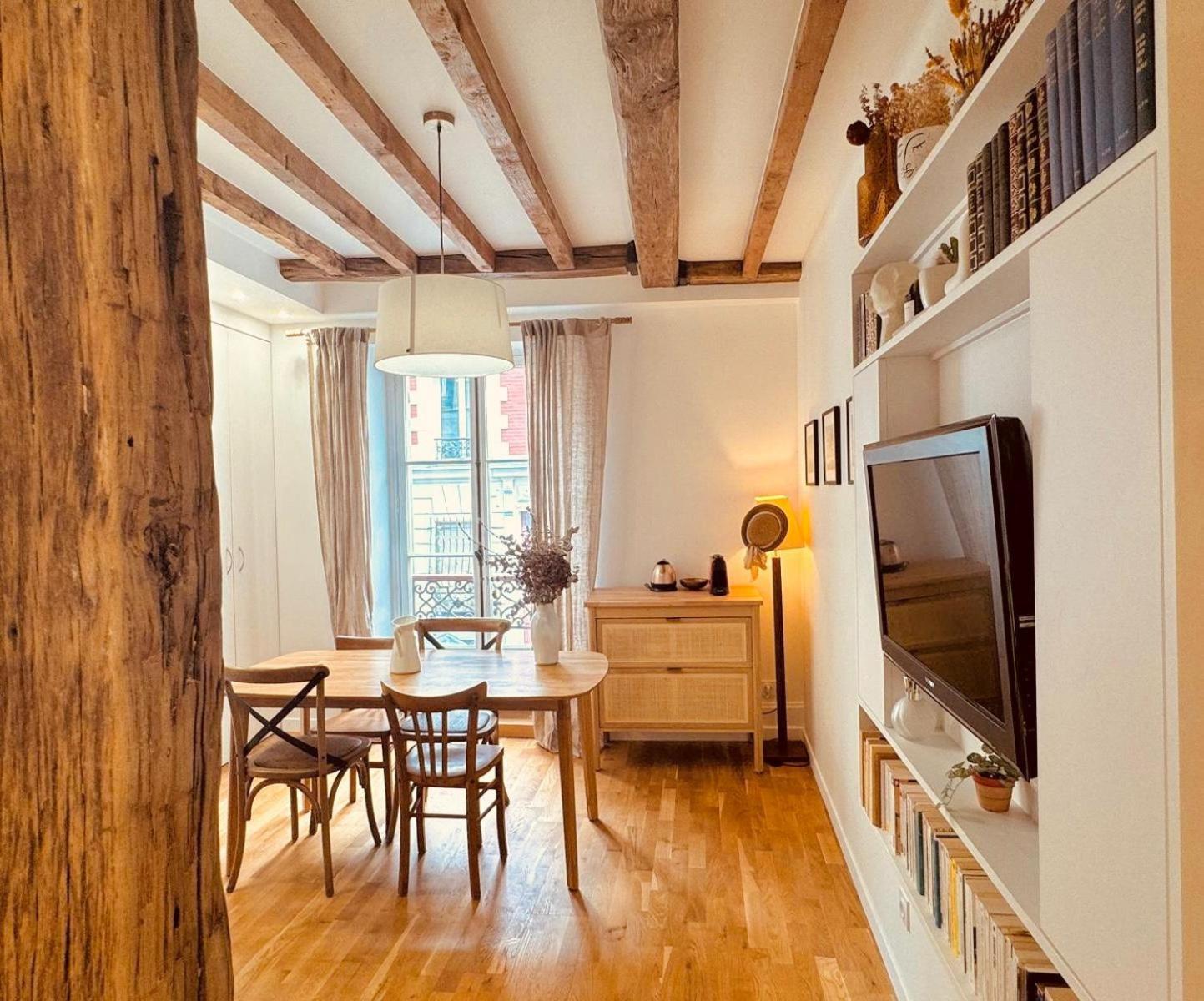 Charmant Appartement Au Coeur De Montmartre! Paris Exteriör bild