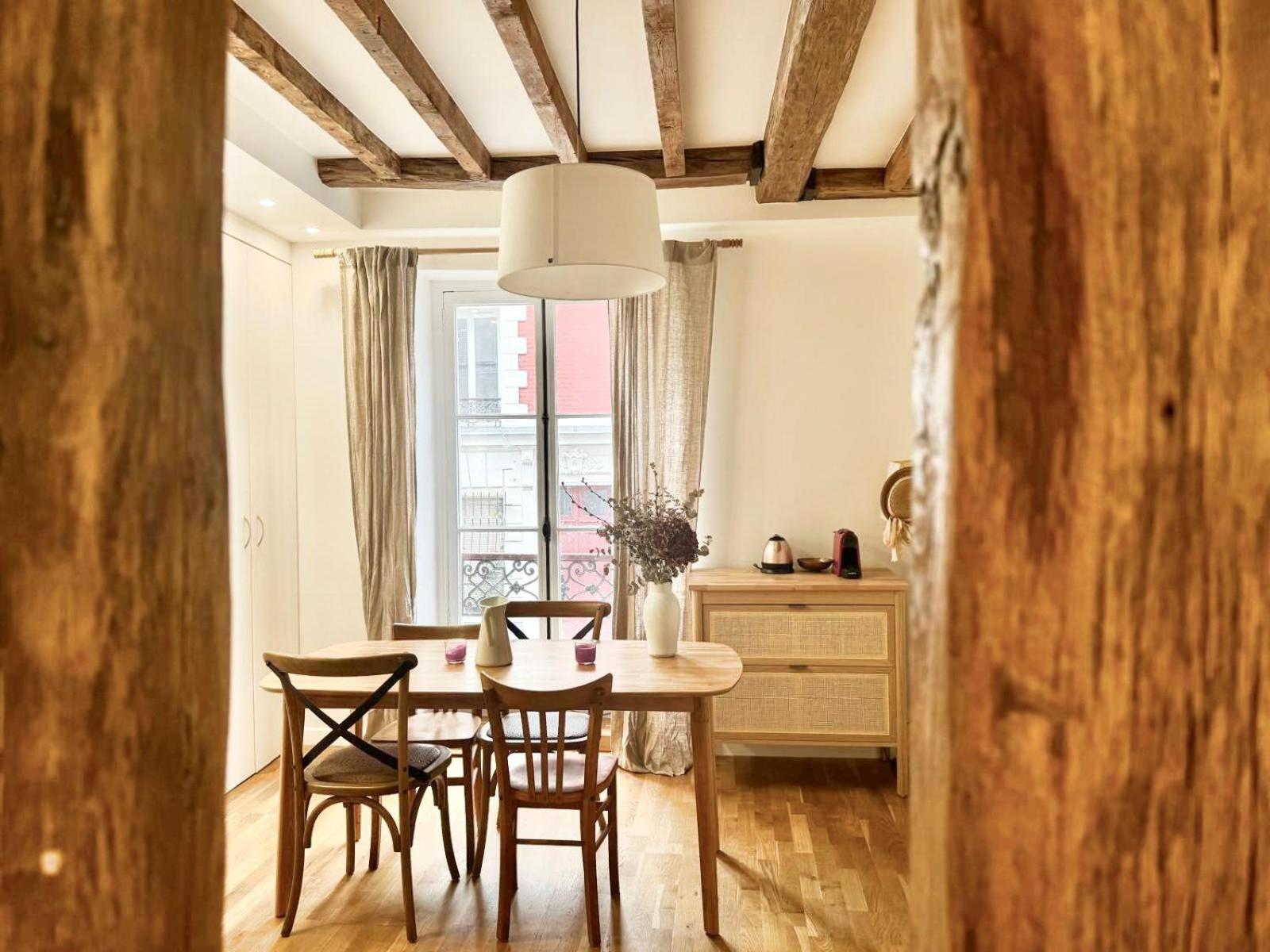 Charmant Appartement Au Coeur De Montmartre! Paris Exteriör bild